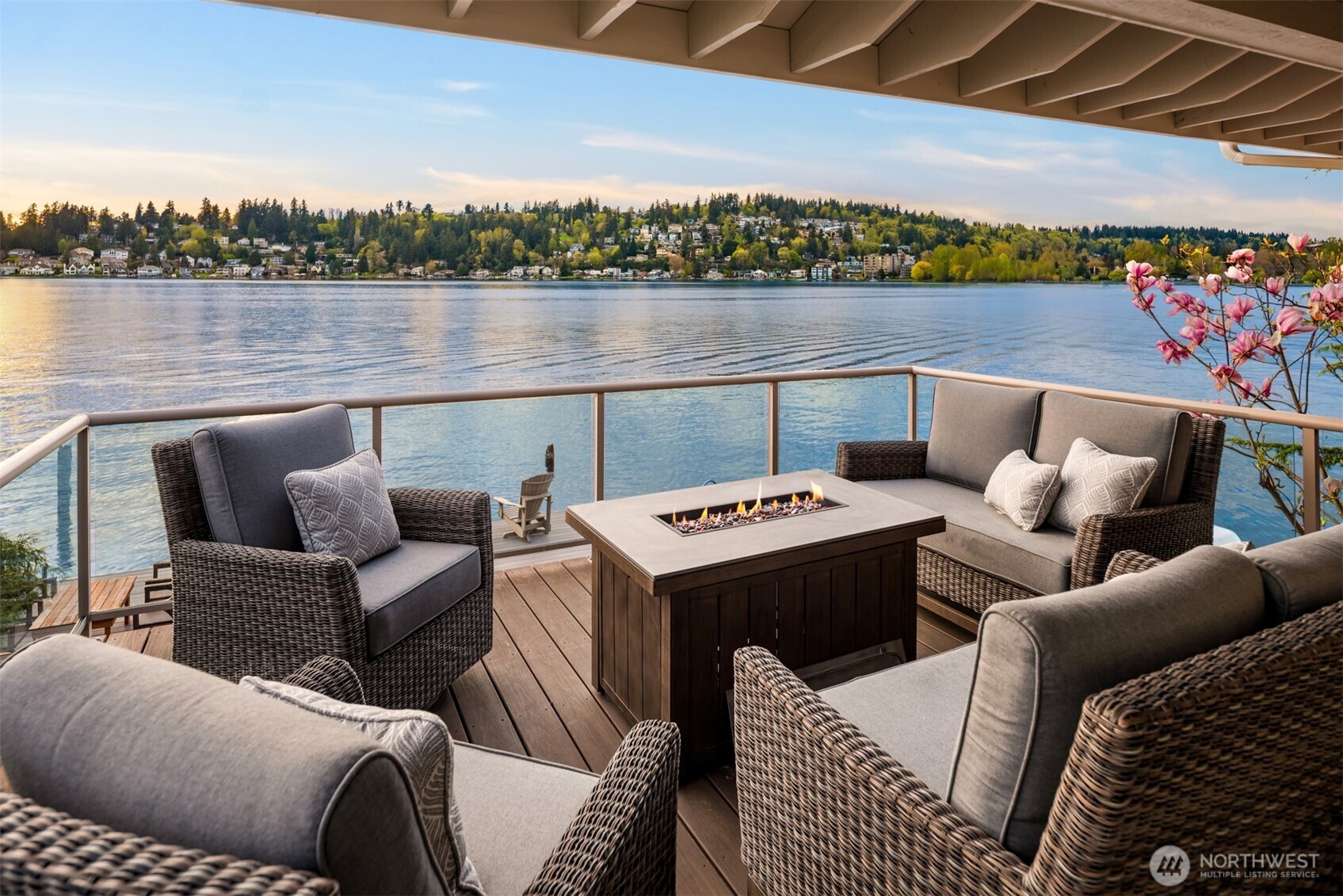 2095 Rose Point Lane Kirkland, WA 98033 - Photo 17 of 26