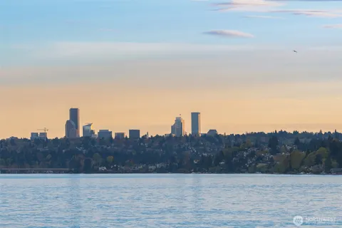 $9,295,000 | 2095 Rose Point Lane, Kirkland, WA 98033
