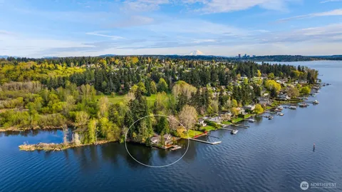 $9,295,000 | 2095 Rose Point Lane, Kirkland, WA 98033
