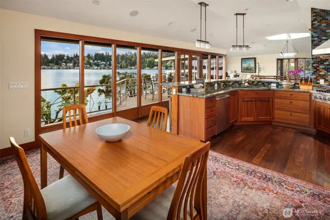 $9,295,000 | 2095 Rose Point Lane, Kirkland, WA 98033