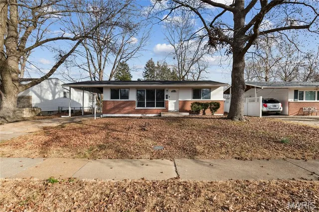 $175,000 | 1035 Kostka Lane, Florissant, MO 63031