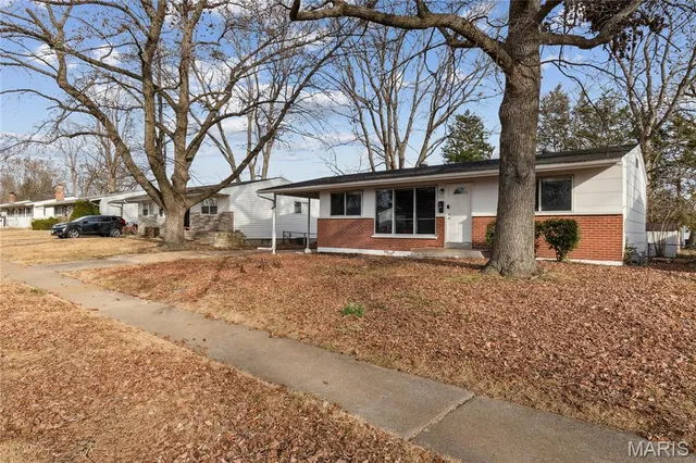 $175,000 | 1035 Kostka Lane, Florissant, MO 63031