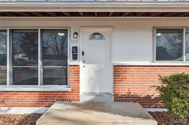 $175,000 | 1035 Kostka Lane, Florissant, MO 63031