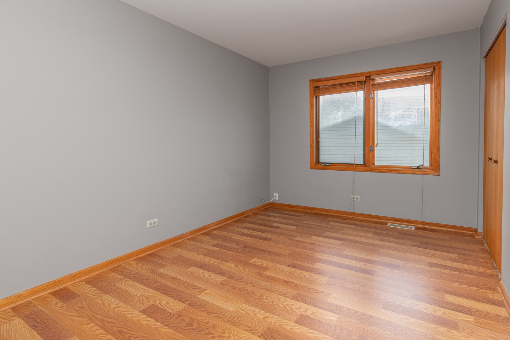 97 Mark Lane Fox Lake, IL 60020 - Photo 14 of 27