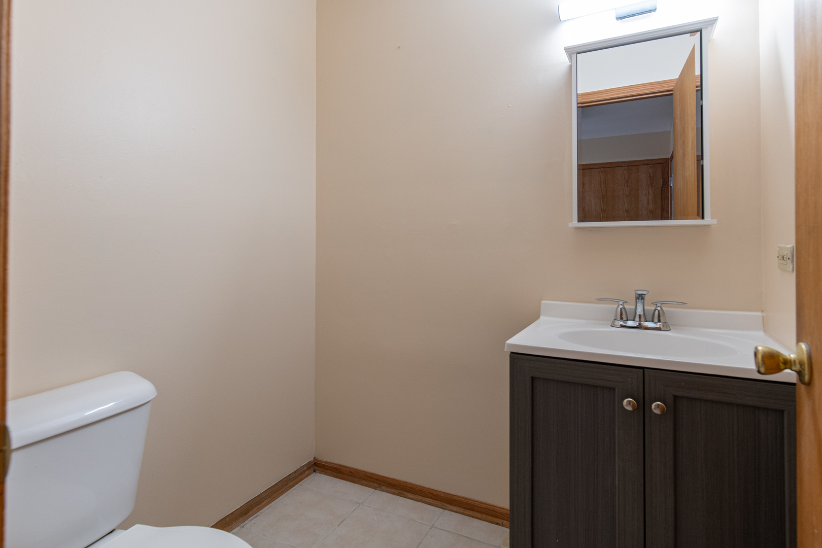 97 Mark Lane Fox Lake, IL 60020 - Photo 10 of 27