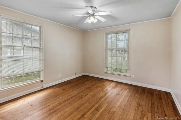 $1,400 | 417 East Claude Street, Lake Charles, LA 70605