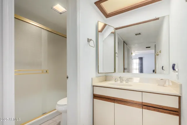 $254,900 | 10410 North Cave Creek Road, Unit 1032, Phoenix, AZ 85020