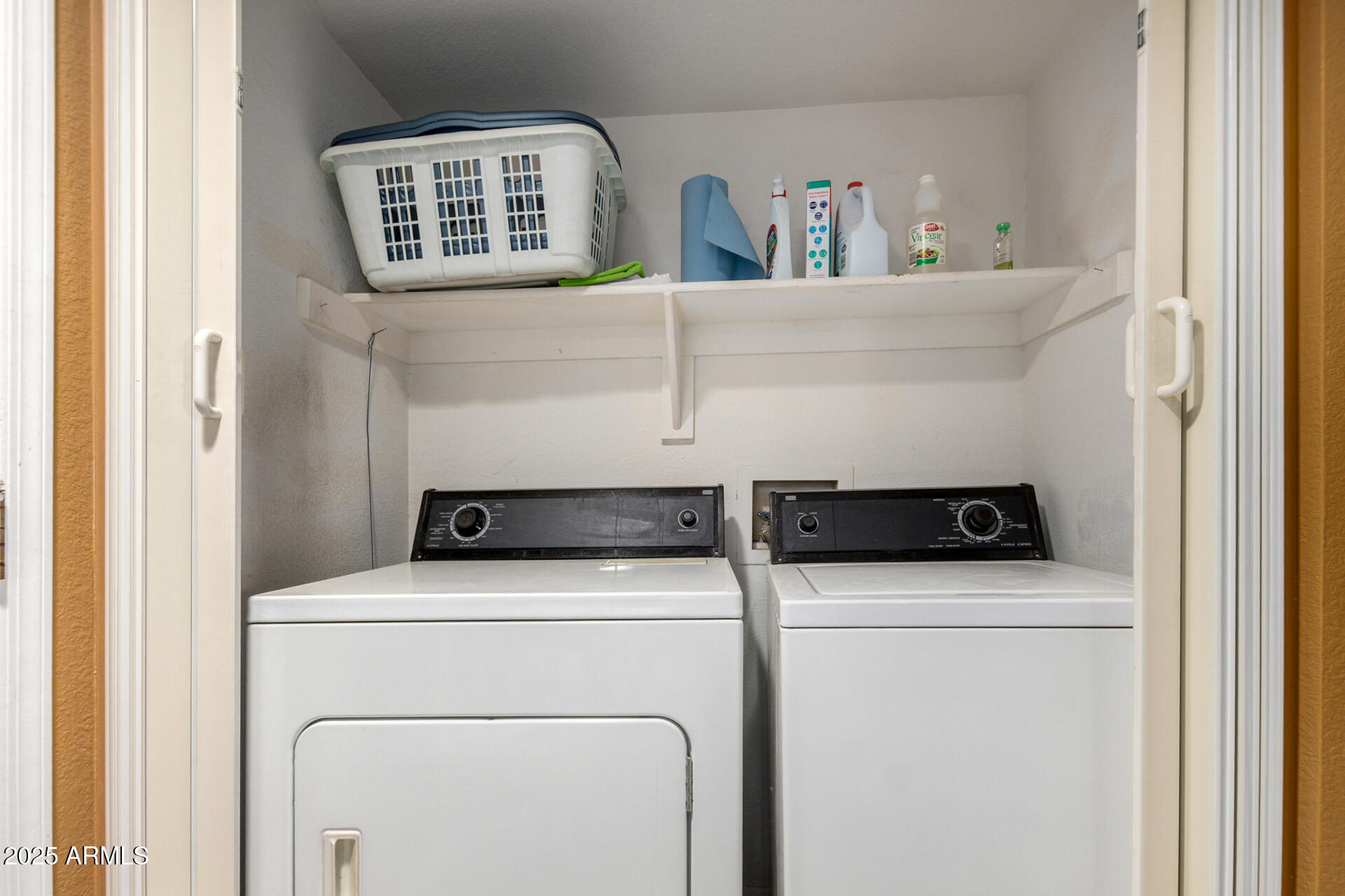 10410 North Cave Creek Road, Unit 1032 Phoenix, AZ 85020 - Photo 15 of 21 Laundry