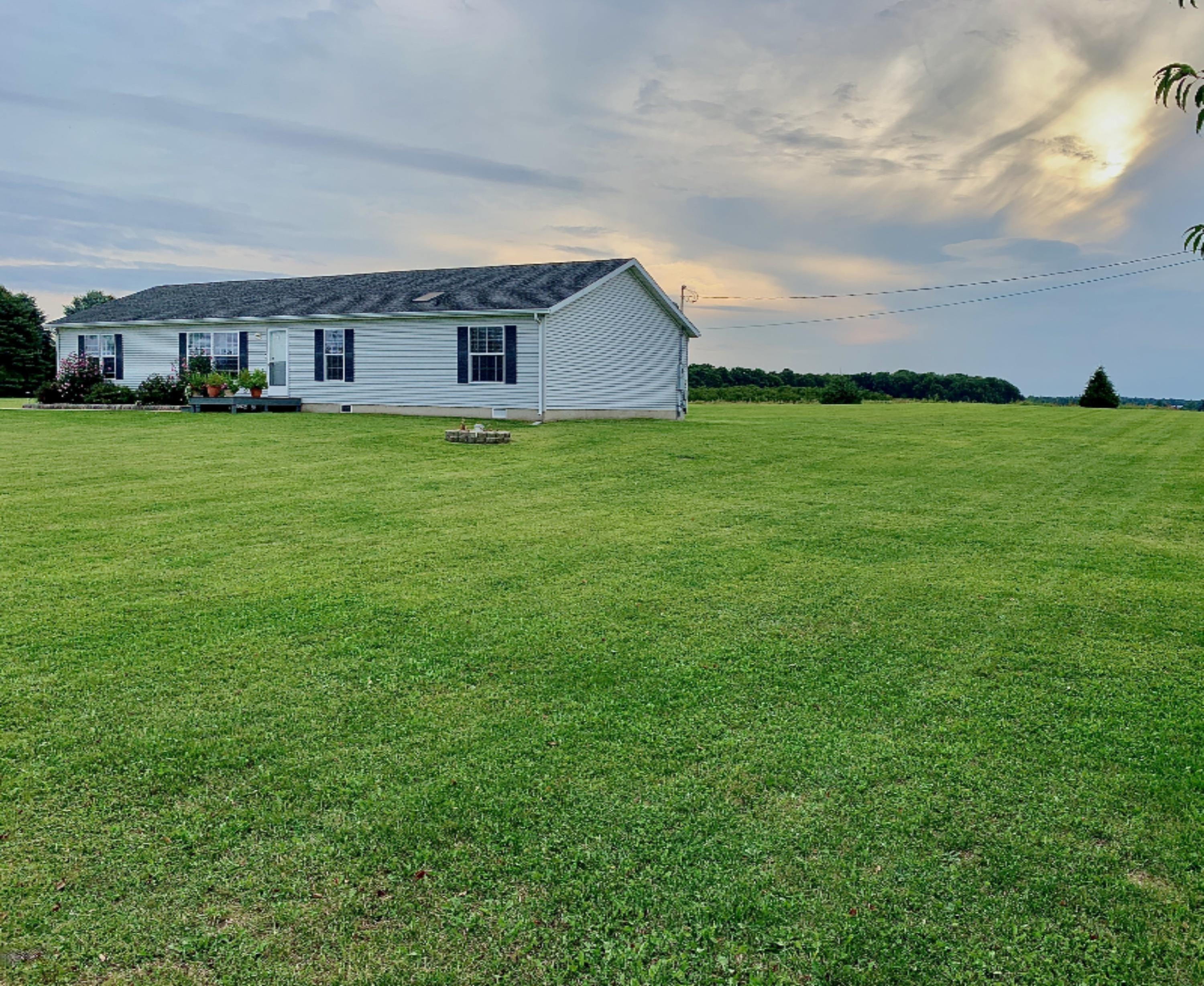 52992 Garret Road Dowagiac, MI 49047 - Photo 5 of 45 IMG_6429