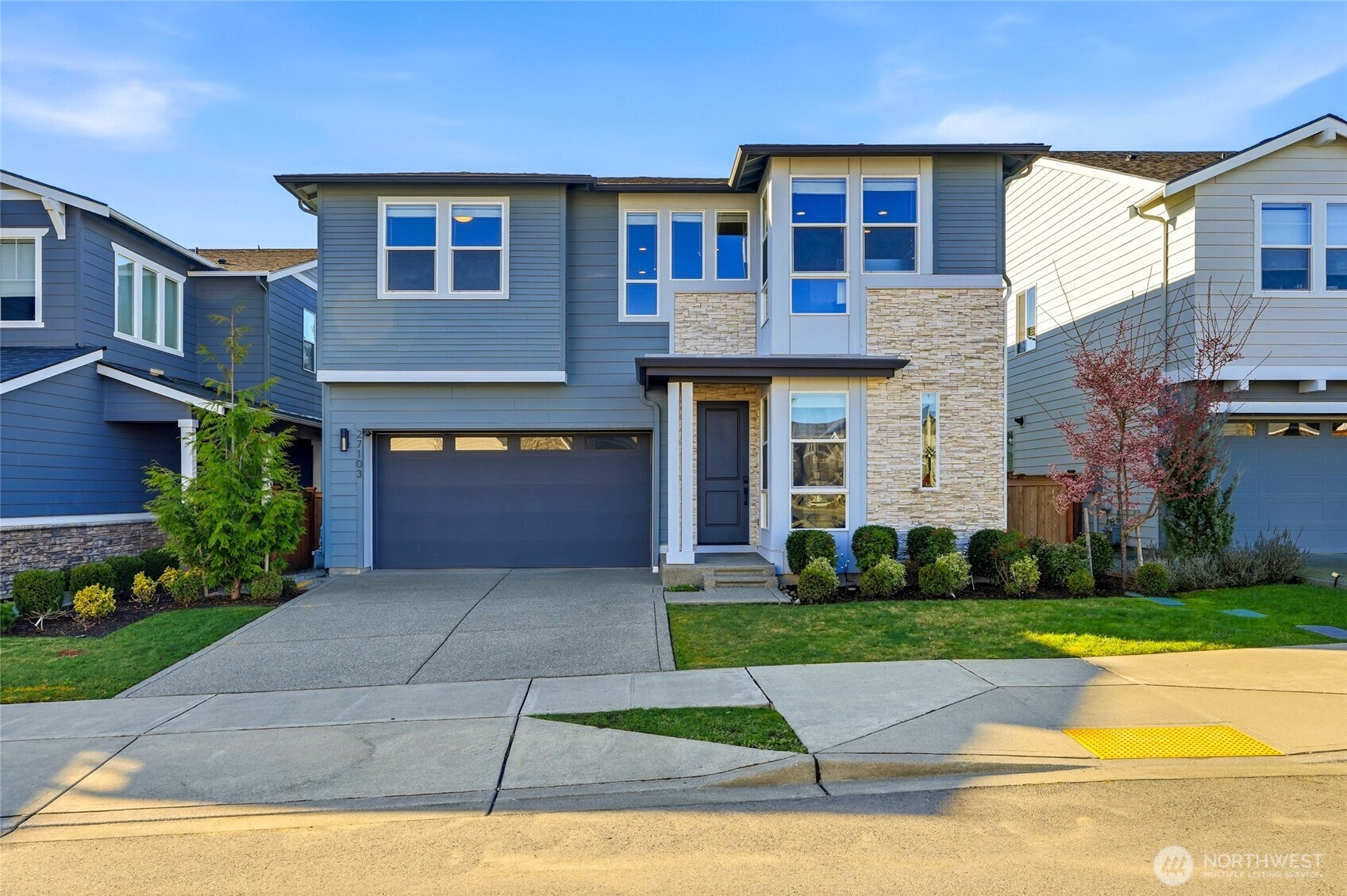 27103 235th Place Southeast Maple Valley, WA 98038 - Photo 2 of 40