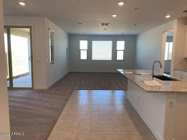 $2,550 | 9752 East Red Giant Drive, Mesa, AZ 85212