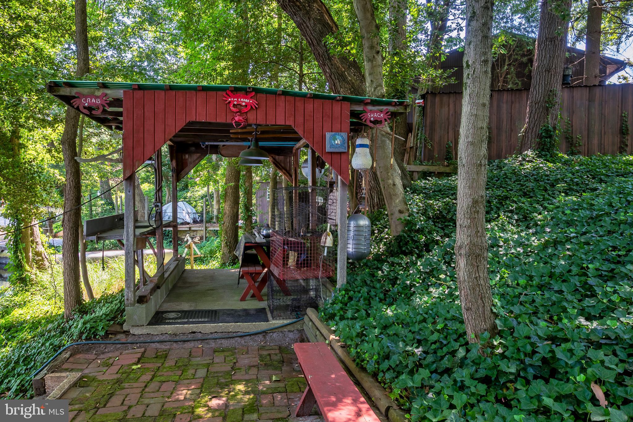 1 Holly Road Pasadena, MD 21122 - Photo 27 of 32 Crab Shack