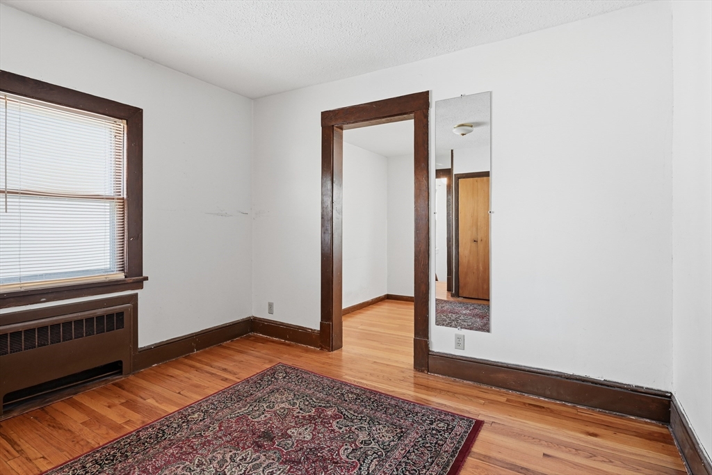 400 Nottingham Street Springfield, MA 01104 - Photo 15 of 26