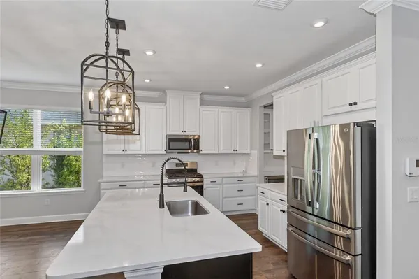 $2,750 | 5927 Maidenstone Way, Palmetto, FL 34221