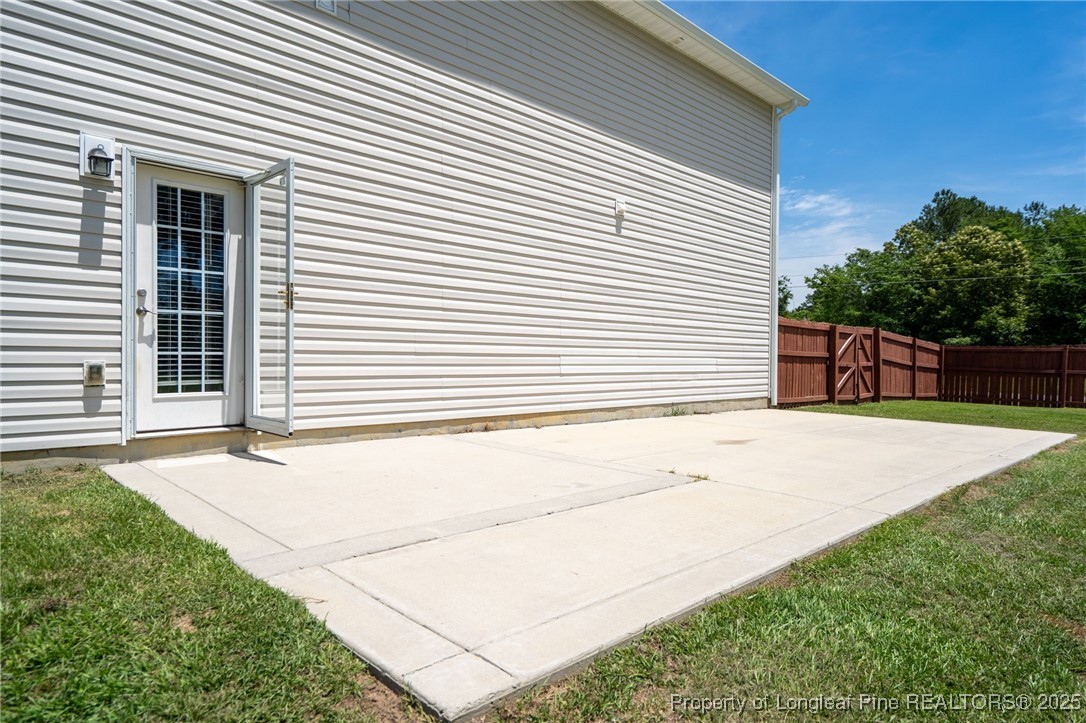 332 Dundee Circle Raeford, NC 28376 - Photo 31 of 35 a bathroom with a bathtub and shower