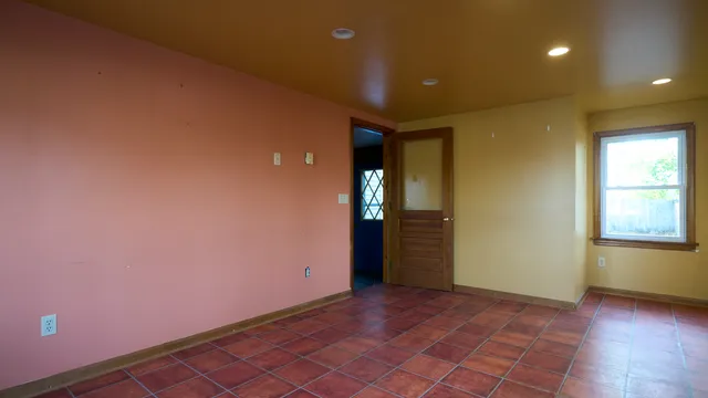 $395,000 | 123 Beverly Drive, Bridgeport, CT 06610