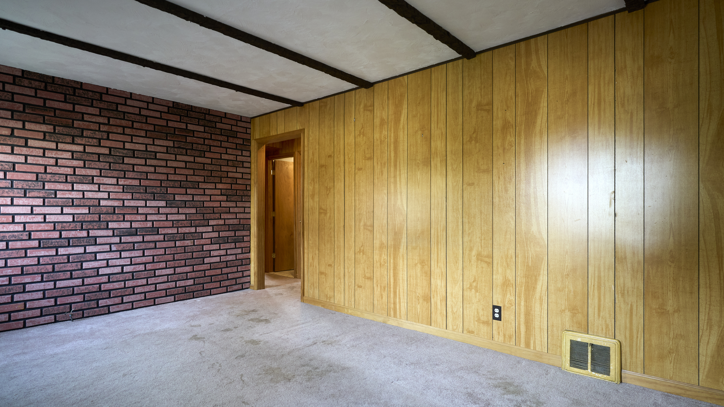 123 Beverly Drive Bridgeport, CT 06610 - Photo 9 of 34 a view of an empty room