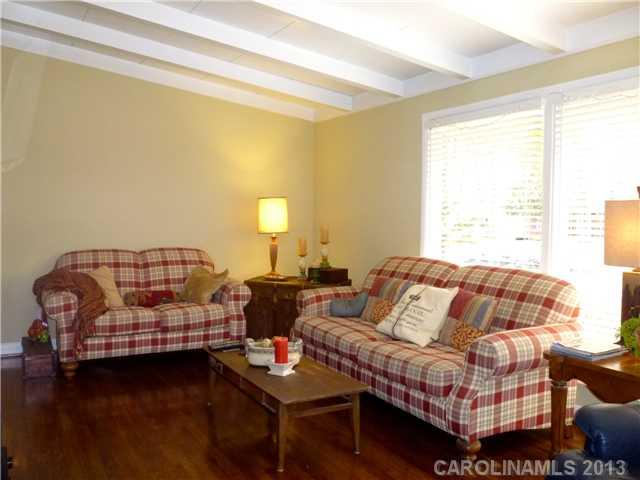 5501 Milford Road, Unit 5 Charlotte, NC 28210 - Photo 3 of 16 Gallery Image 3