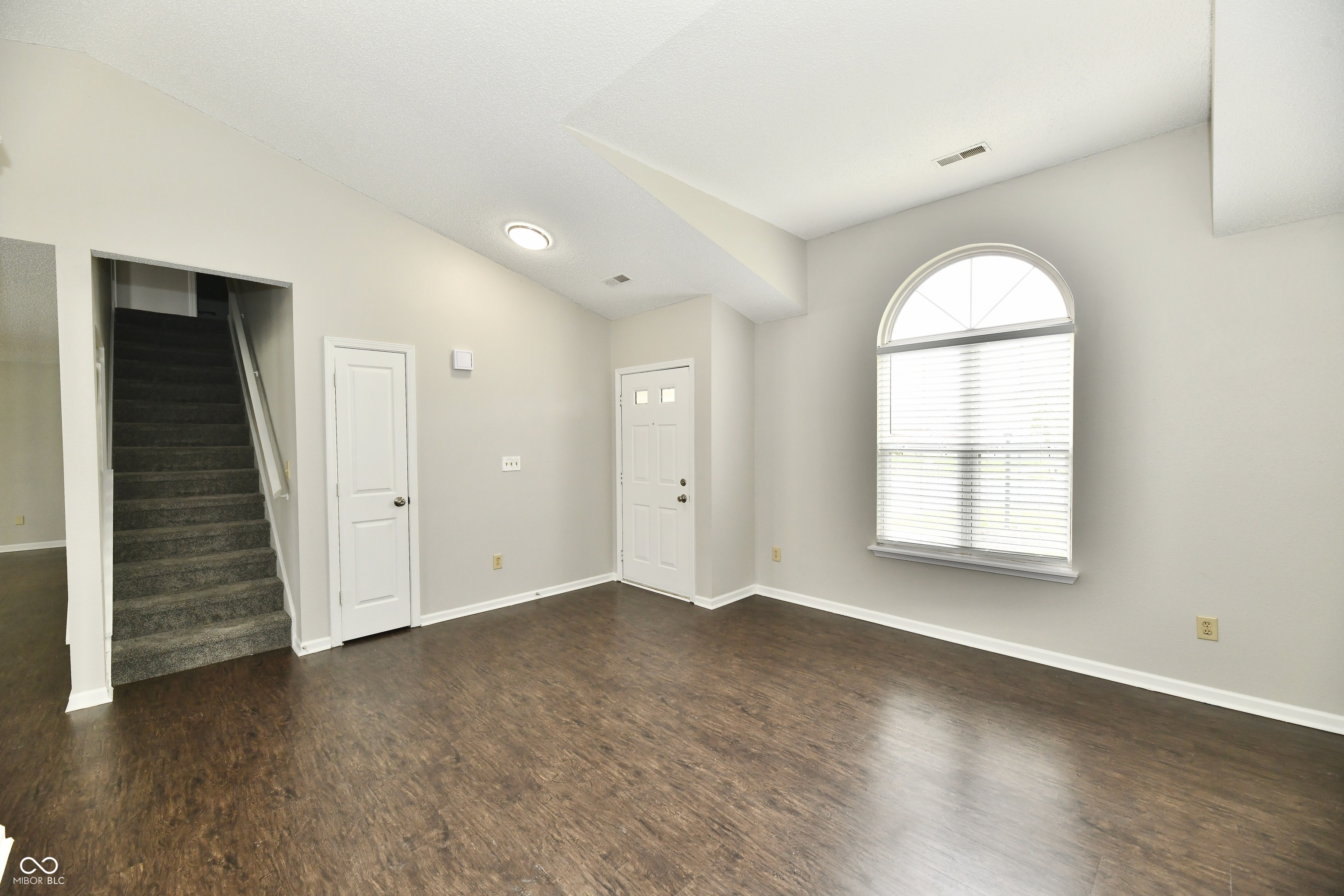 6591 Rushing Noblesville, IN 46062 - Photo 10 of 38 Gallery Image 10