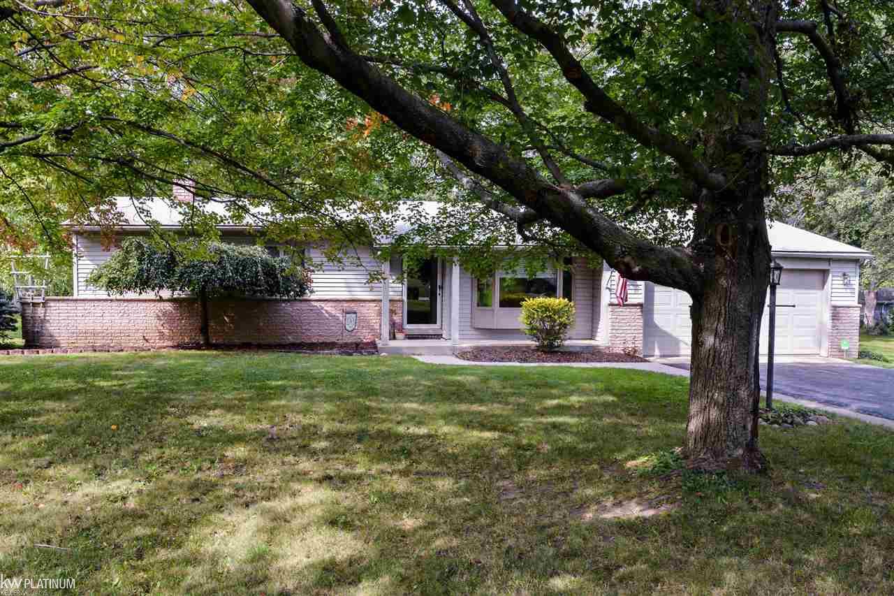 2650 Mohawk Lane Rochester Hills, MI 48306 - Photo 1 of 35