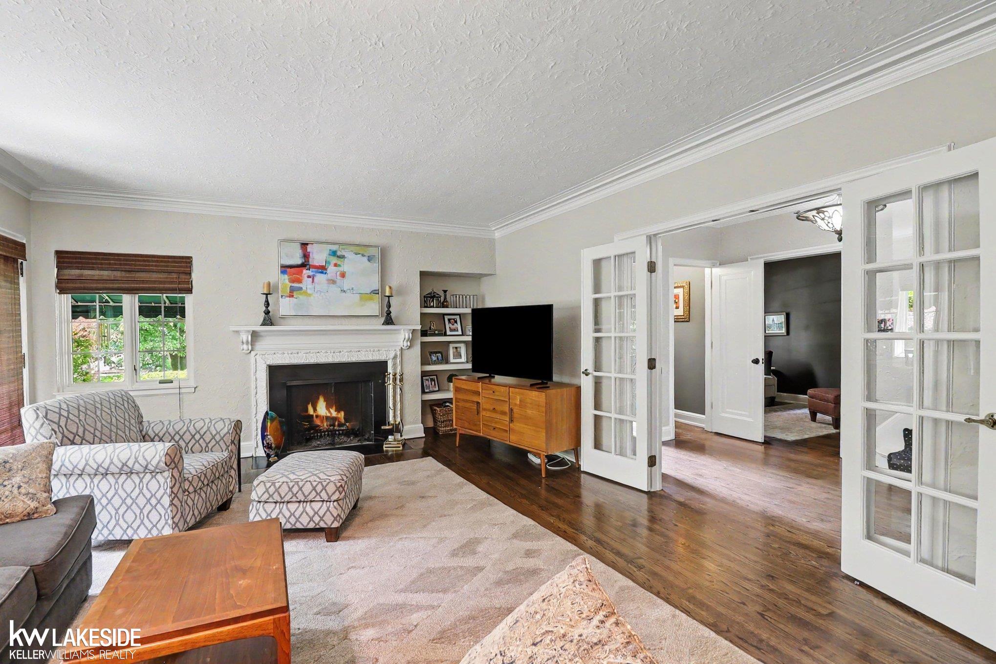 286 Rivard Boulevard Grosse Pointe, MI 48230 - Photo 10 of 42