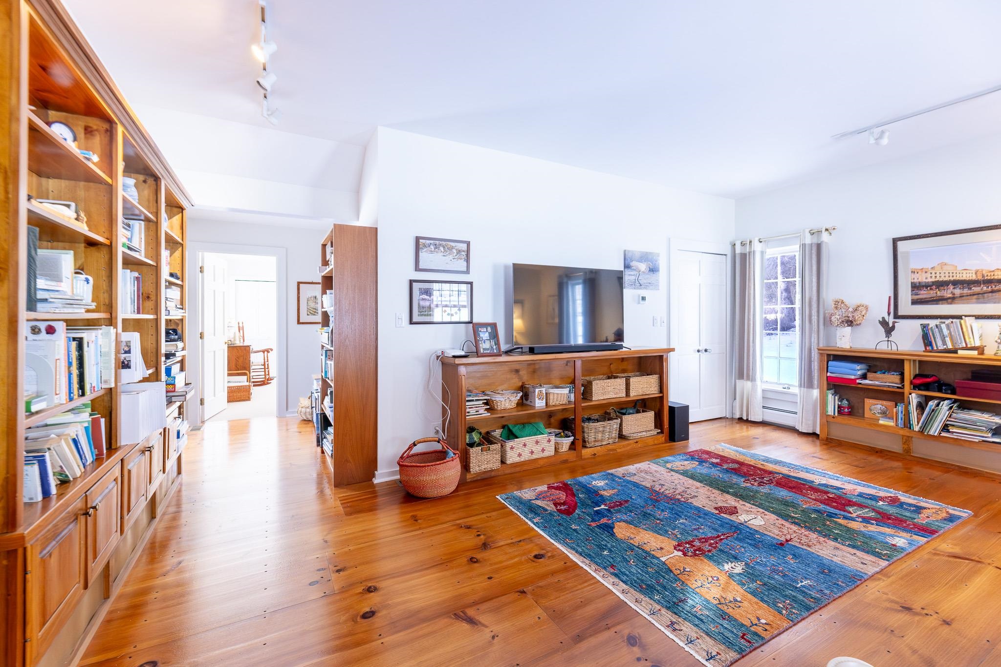 710 Meadowland Farms Road White River Junction, VT 05001 - Photo 16 of 38