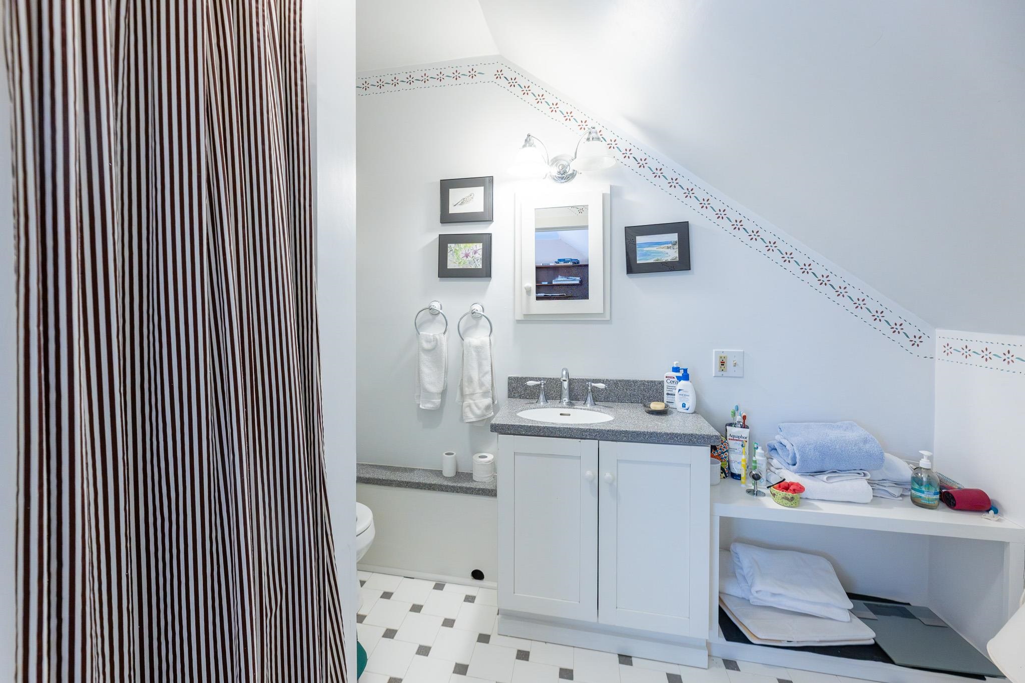 710 Meadowland Farms Road White River Junction, VT 05001 - Photo 28 of 38