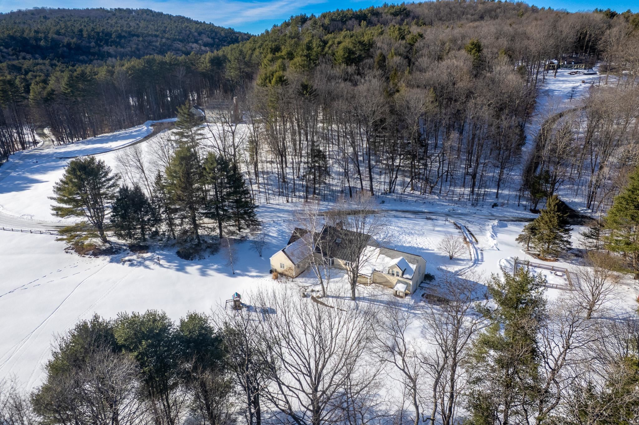 710 Meadowland Farms Road White River Junction, VT 05001 - Photo 32 of 38