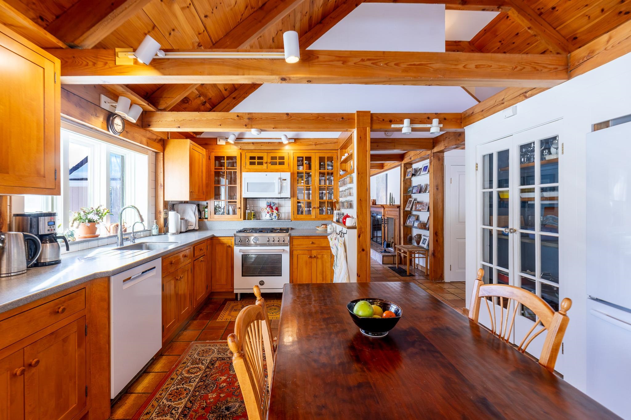 710 Meadowland Farms Road White River Junction, VT 05001 - Photo 4 of 38