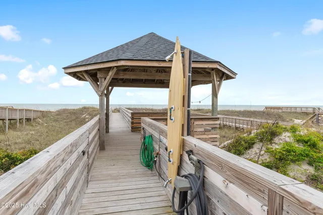 $3,290,000 | 168 East 1st Street, Ocean Isle Beach, NC 28469