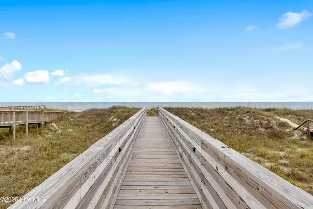 $3,290,000 | 168 East 1st Street, Ocean Isle Beach, NC 28469