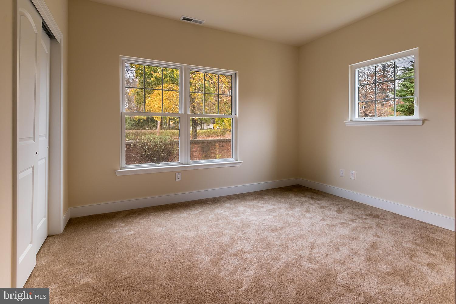549 Delaware Avenue Delanco, NJ 08075 - Photo 11 of 29 Gallery Image 11