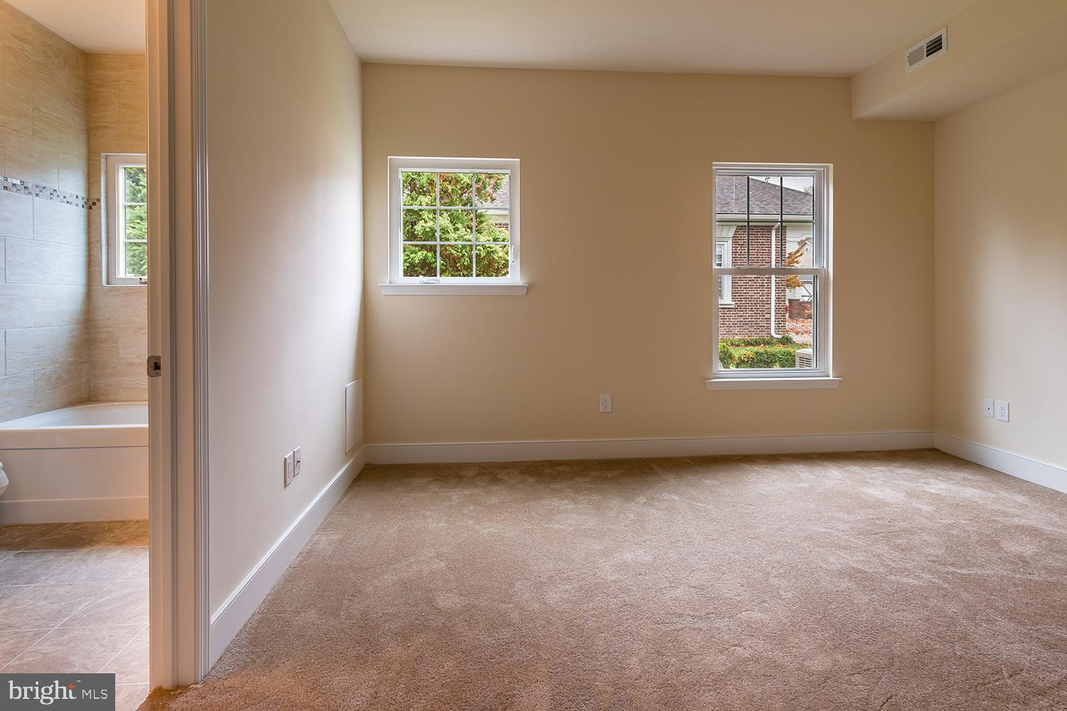549 Delaware Avenue Delanco, NJ 08075 - Photo 9 of 29 Gallery Image 9