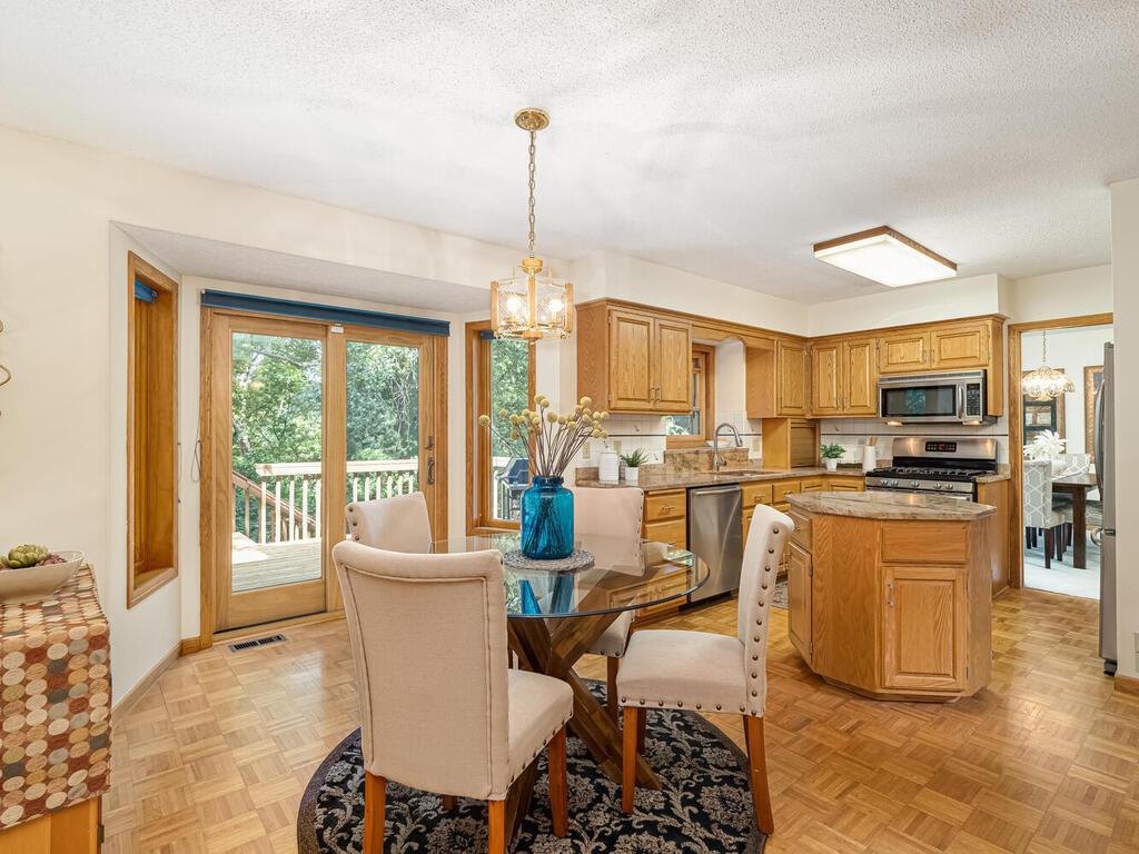 9730 Purgatory Road Eden Prairie, MN 55347 - Photo 6 of 26