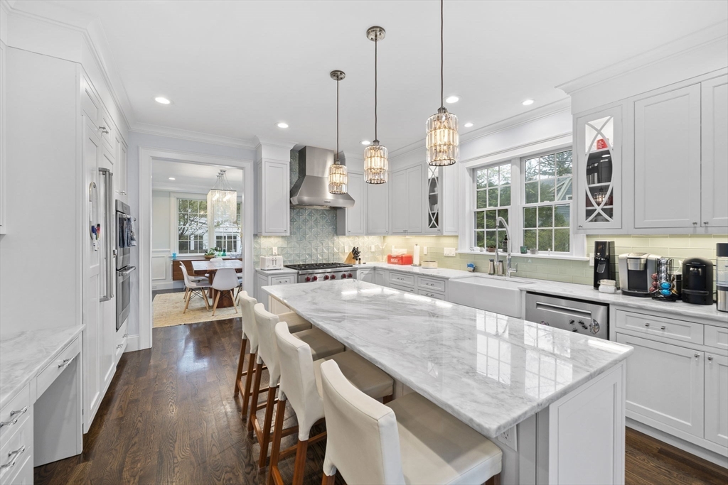 11 Woodhaven Road Newton, MA 02468 - Photo 10 of 42