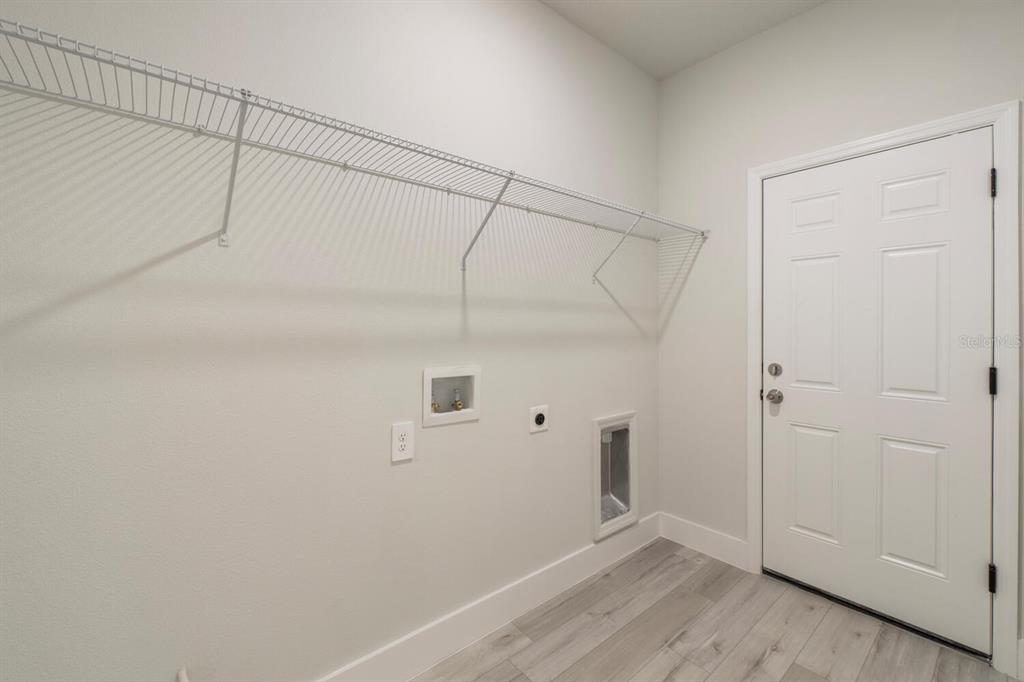 9371 North Cougar Paw Drive Dunnellon, FL 34433 - Photo 26 of 34 a view of a small space