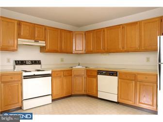 3302 B Chadbury Road, Unit B Mount Laurel, NJ 08054 - Photo 6 of 10