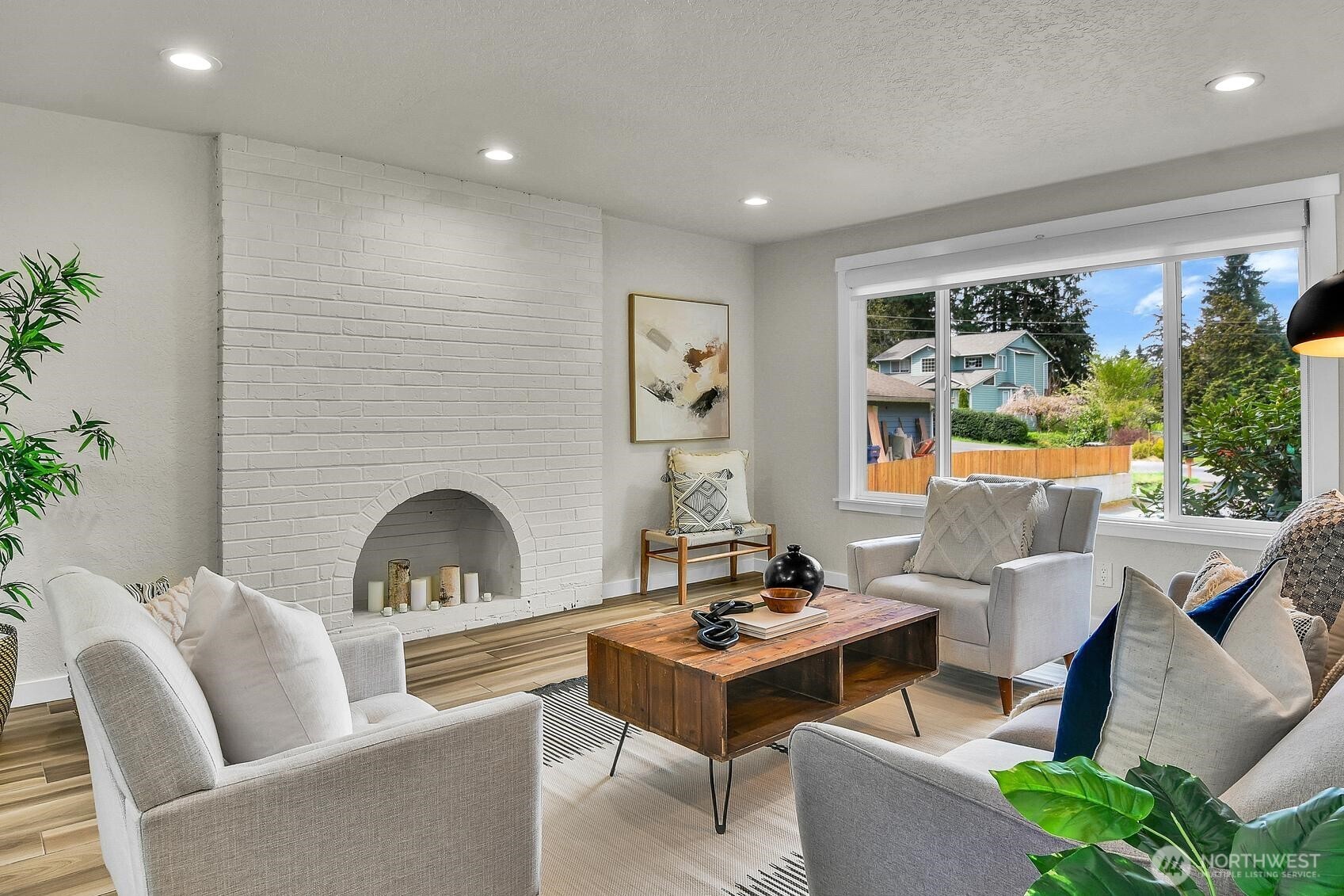 21023 46th Avenue Southeast Bothell, WA 98021 - Photo 3 of 34