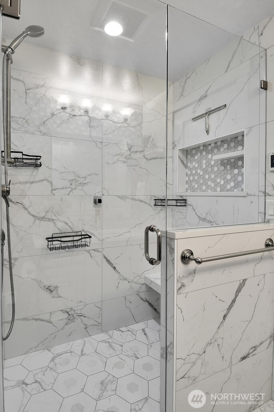 21023 46th Avenue Southeast Bothell, WA 98021 - Photo 10 of 34