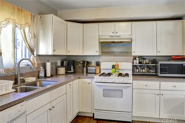 $998,000 | 5008 Cimarron Street, Los Angeles, CA 90062