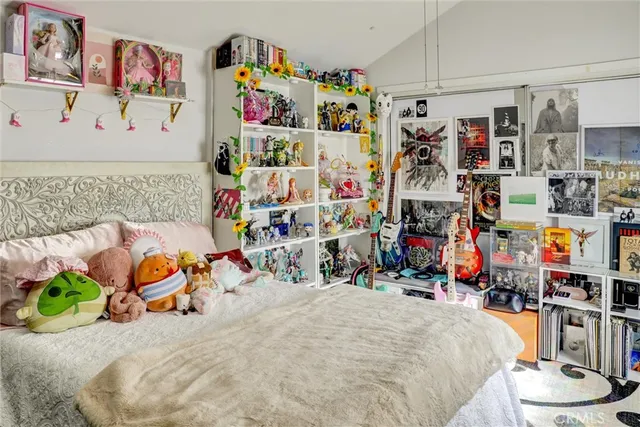 $998,000 | 5008 Cimarron Street, Los Angeles, CA 90062