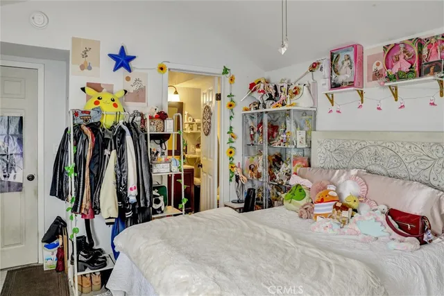 $998,000 | 5008 Cimarron Street, Los Angeles, CA 90062