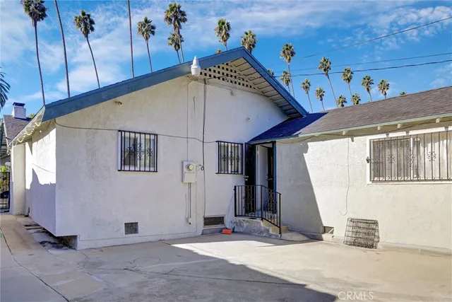 $998,000 | 5008 Cimarron Street, Los Angeles, CA 90062
