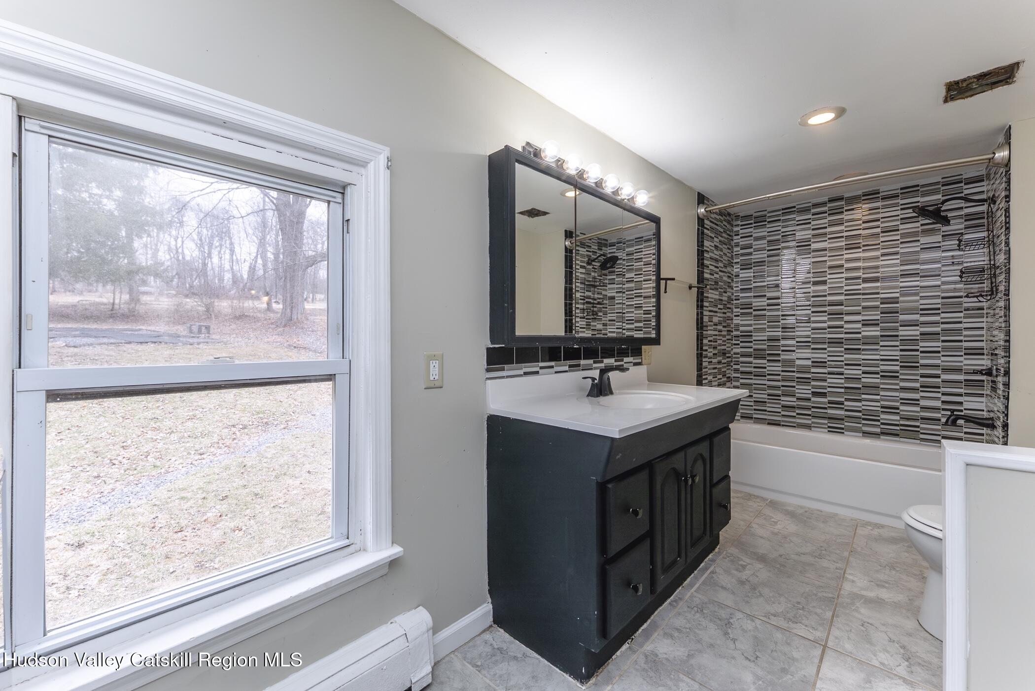 1283 Co Rte 7 Ancram, NY 12502 - Photo 23 of 32 Picture-19