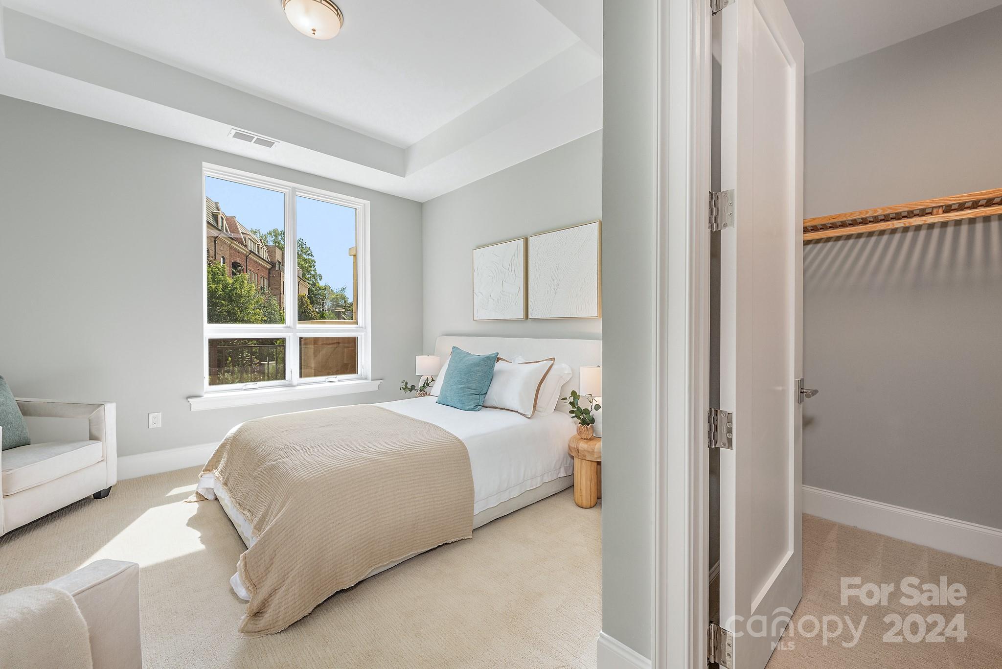 130 Cherokee Road, Unit 102 Charlotte, NC 28207 - Photo 16 of 46 Gallery Image 16