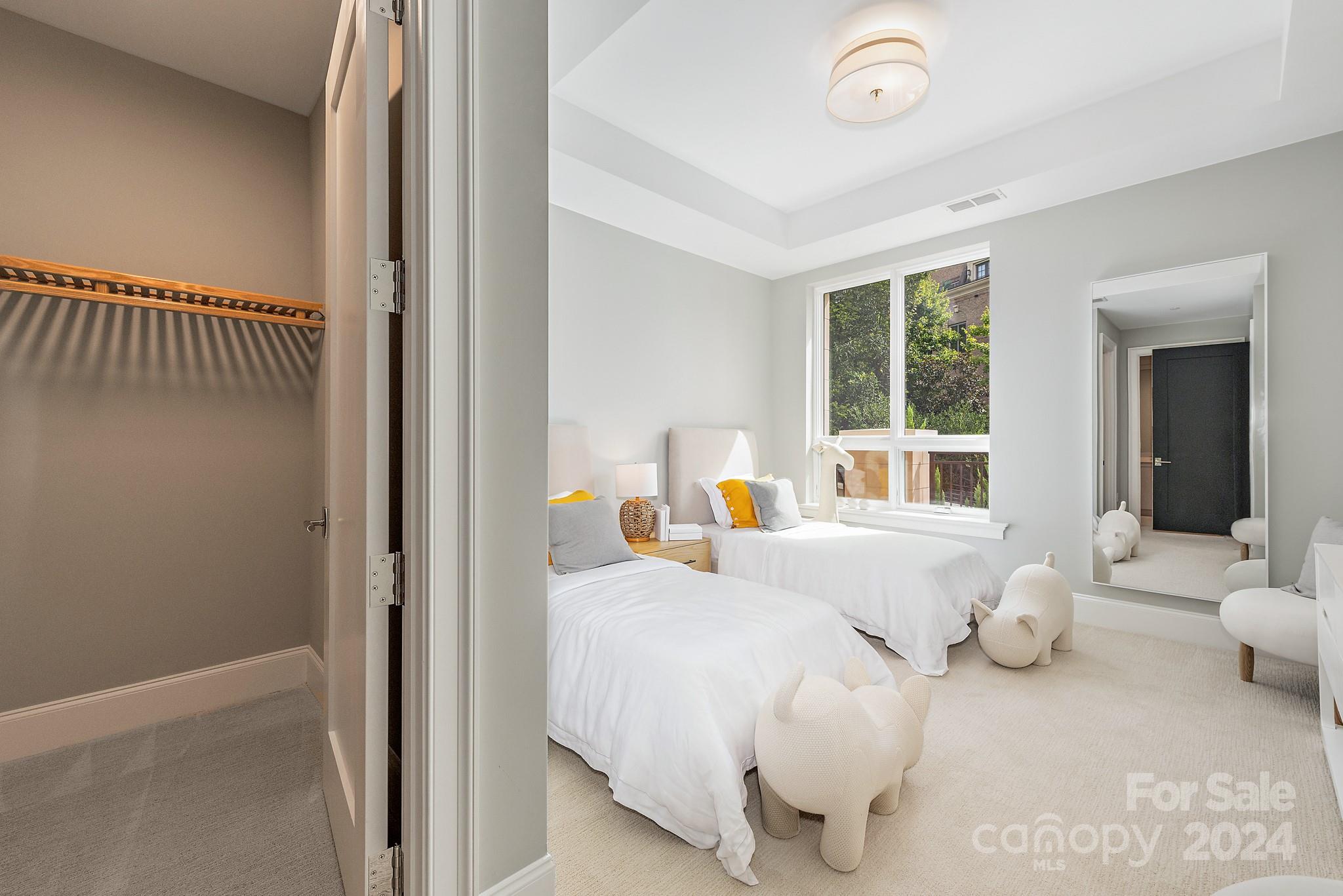130 Cherokee Road, Unit 102 Charlotte, NC 28207 - Photo 20 of 46 Gallery Image 20