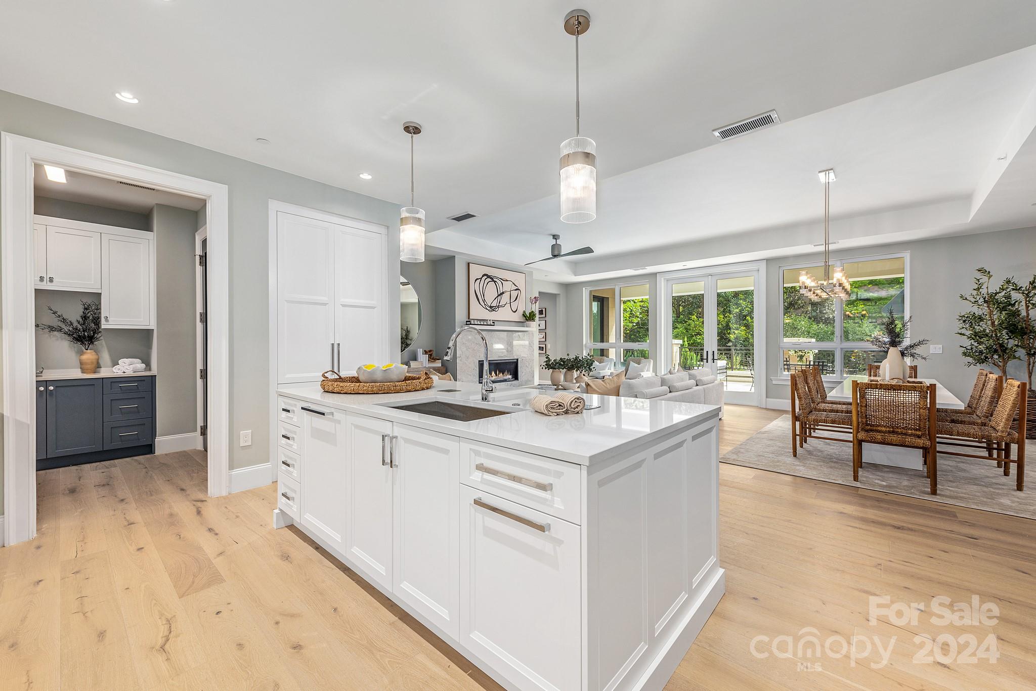 130 Cherokee Road, Unit 102 Charlotte, NC 28207 - Photo 26 of 46 Gallery Image 26