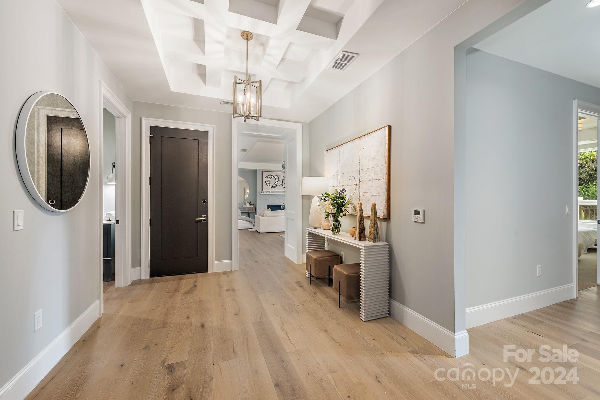 130 Cherokee Road, Unit 102 Charlotte, NC 28207 - Photo 10 of 46 Gallery Image 10