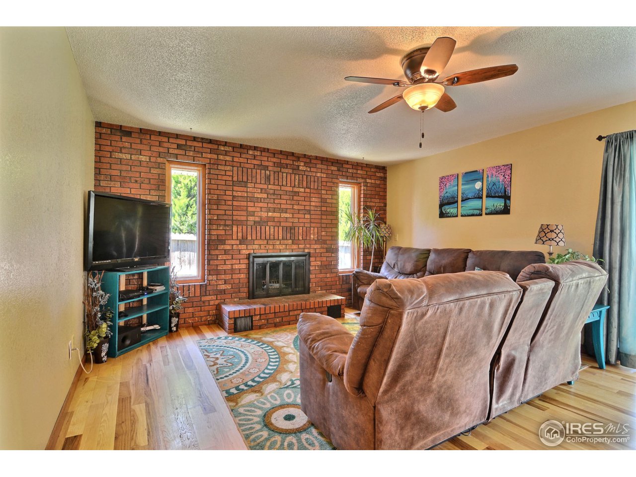 4371 West 16th Street Road Greeley, CO 80634 - Photo 11 of 23 Family Room
