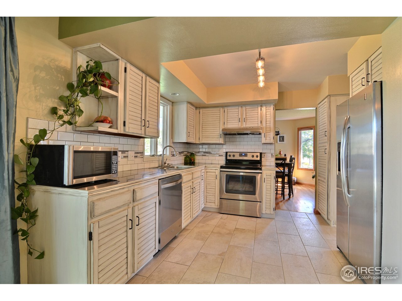 4371 West 16th Street Road Greeley, CO 80634 - Photo 9 of 23 Stainless Steel Appliances